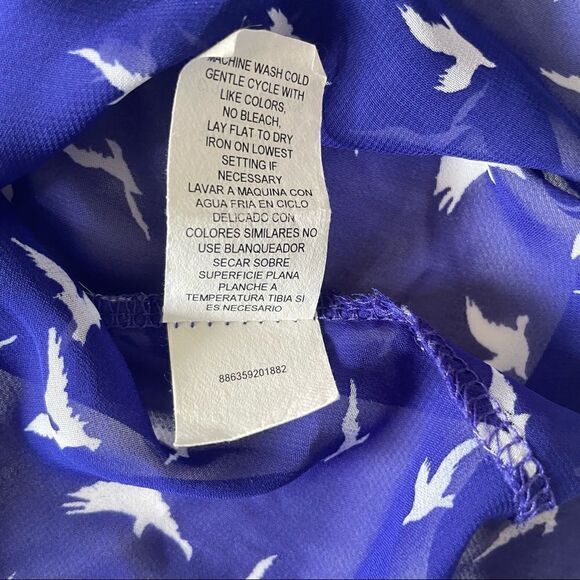 Lily Rose flying birds sheer blouse - Picture 8 of 13